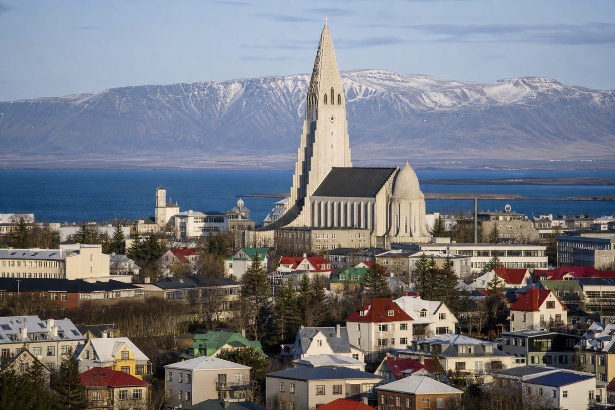 Reykjavik's skyline with Hallgrímskirkja church, where food spending shapes an Iceland trip cost