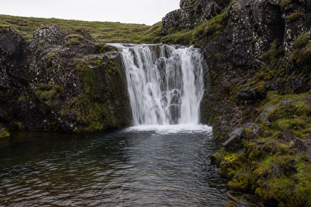 An Icelandic landscape where weather shapes the best time to travel to Iceland